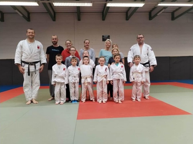 Image de l'actu 'COURS BABY PARENTS FRERES SOEURS ETC LE 15 AVRIL 2023'